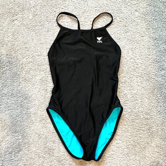TYR | Women’s Solid Diamondfit Reversible One Piece Swimsuit | Blk, Blue… - Picture 5 of 11